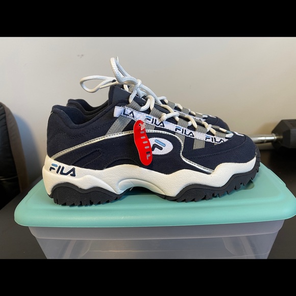 fila trainers navy